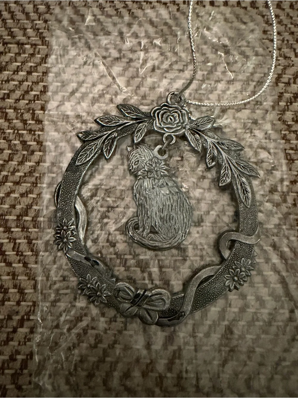 Vintage Set 6 Pewter Wreath Christmas Ornaments 3